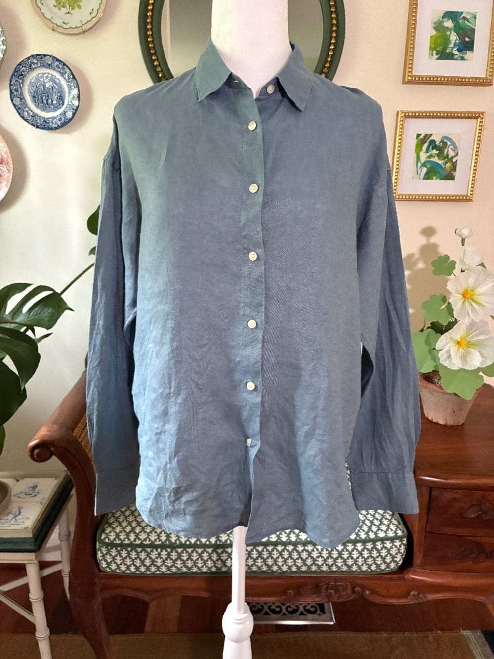 Uniqlo Linen Button Down Shirt Dusty Blue Small